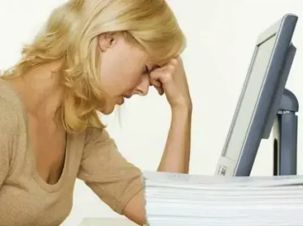 Darbdiena, ofisā strādājošo attiecības un horoskops