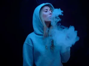 Elektroniskās cigaretes var nopietni kaitēt jūsu veselībai