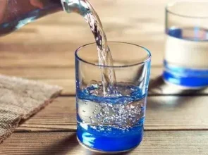 Ūdens svarīgums, kā ar vārītu ūdeni un pildītu pudelēs